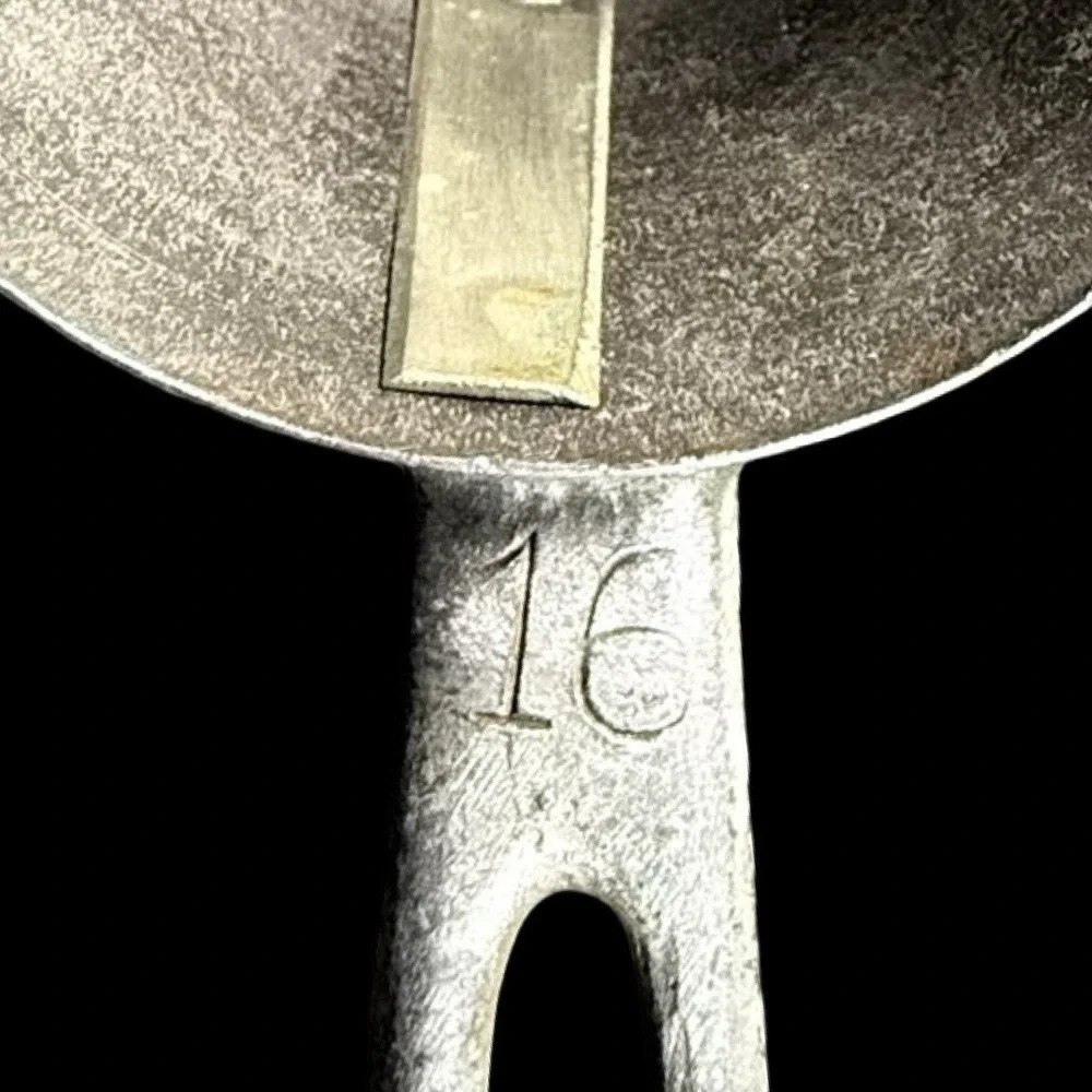 Clad's Conical Tin Ice Cream Scoop Vintage Key Twist Turn Mechanical #16 Antique